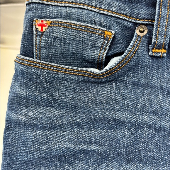 Hudson Krista Super Skinny Jeans, Size 28 - Picture 3 of 14